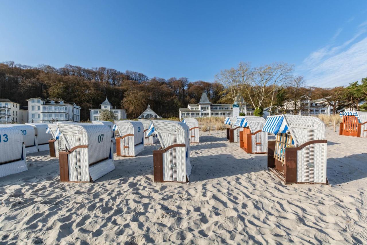 Seeschloss, App 01, Direkt An Der Strandpromenade, Toplage Apartment